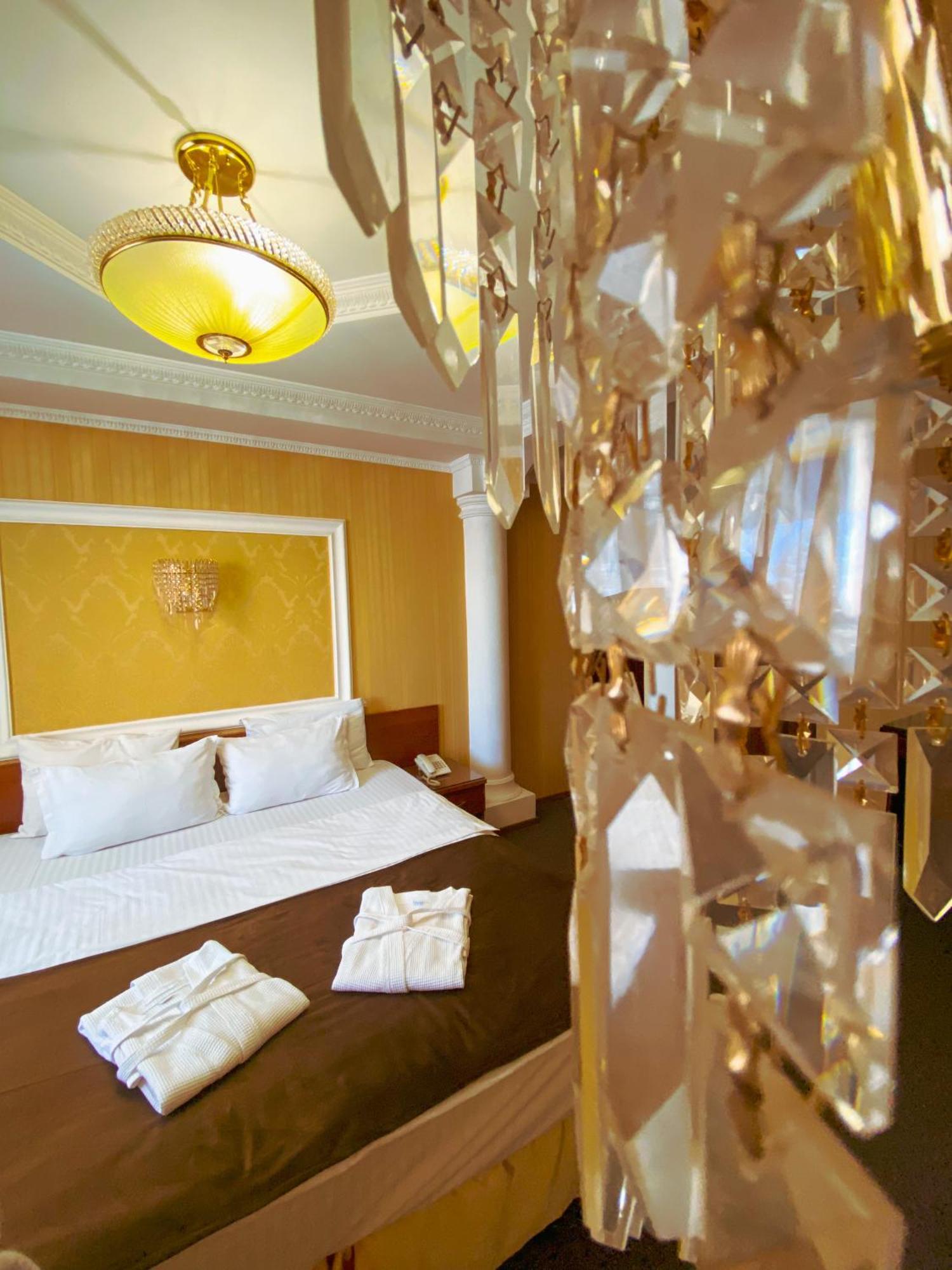 Nomad Hotel Astana Exterior foto